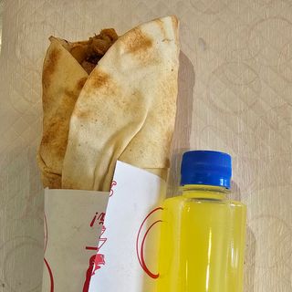 Shaorma Crispy cu Lipie și Limonadă 250 ml