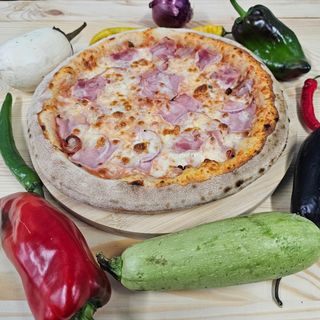 PIZZA MOLDOVENEASCA