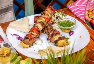 Brochetas Cordero