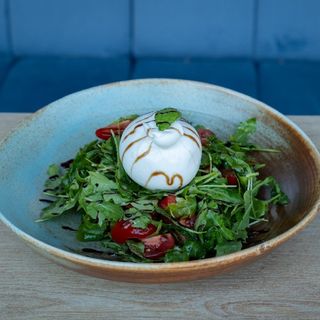 Salată burrata