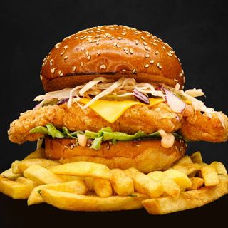 Spicy Chicken Burger(BURGER+CARTOFI)