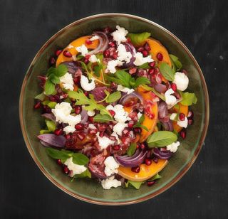 Salată cu sos de muștar și miere