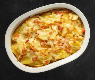 Paste gratinate cu bacon