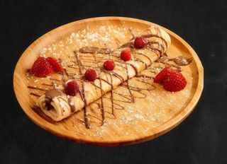 Clătite cu Nutella și fructe/ dulceață