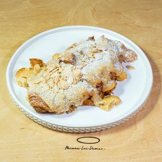 Almond croissant 180g