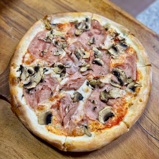 Pizza Prosciutto e funghi