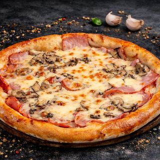 Pizza Prosciutto e Funghi + sos gratis