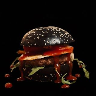 Obscuro Burger - Taste the Darkside