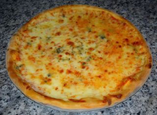 Pizza Quattro Formaggi Ø32cm