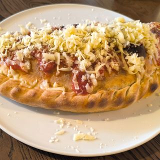 Pizza Calzone