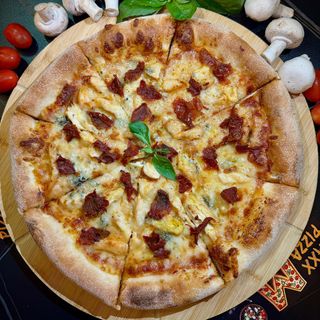Pizza Pollo e Gorgonzola