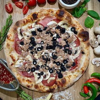 Pizza Capriciosa Ø 32cm