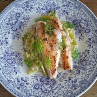 DORADA CU FENICUL SI CARTOFI LA CUPTOR