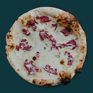 Pizza Beef Gorgonzola