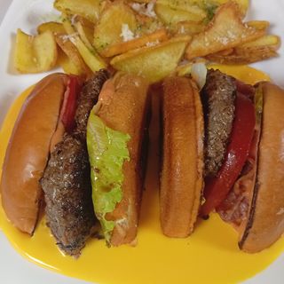 Burger Black Angus & Cedar