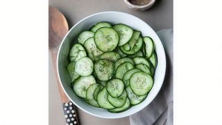 Salată de castraveți