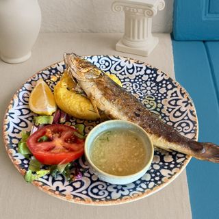 Lup de mare cu mămăliguță ( 620g )