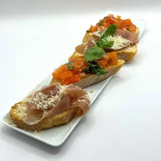 Bruschete cu prosciutto crudo si rosii ( 250g )
