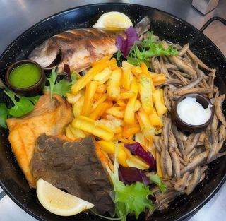 Platou Marea Neagră pentru 2-3 persoane