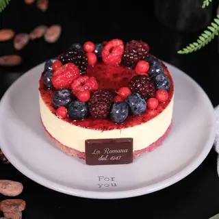 Tort Chantilly ai frutti di bosco