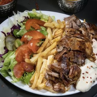 Shaorma de vită la farfurie