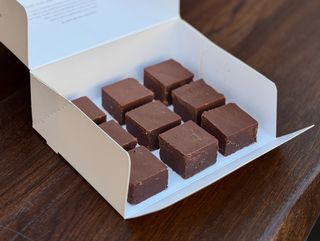 Ciocolată de casă cu rom