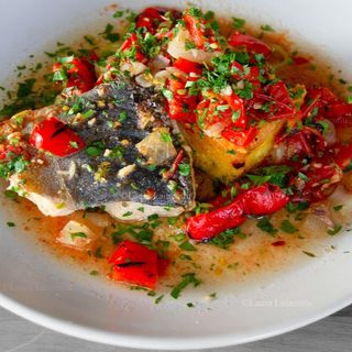 Saramură de crap cu mămăliguță