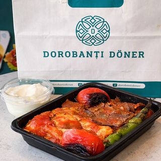 Iskender mixt pui și vită