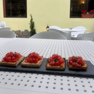 Bruschette al pomodoro