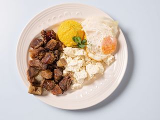 Tochitură moldovenească