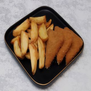 Cașcaval pane cu cartofi prăjiți