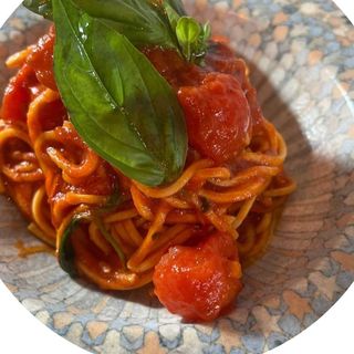 SPAGHETTI POMODORO FRESCO