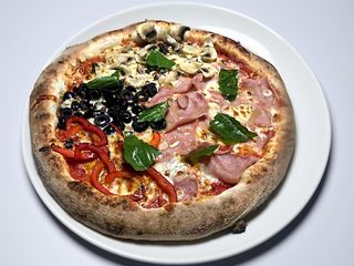 Pizza No. 10 - "Adagio" Ø32cm