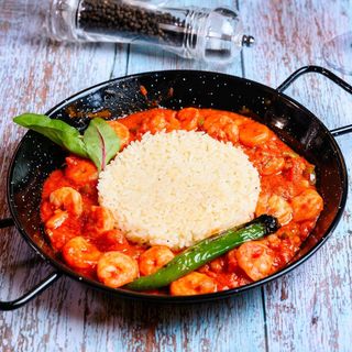 Creveți în sos picant