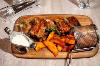 Wine ribs cu garnitură