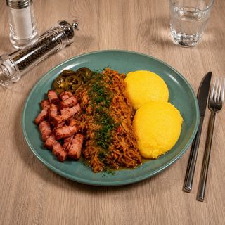 Varză călită cu bacon