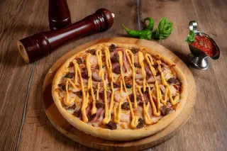 Pizza Surf & turf 30 cm (OFERTA 1+1)