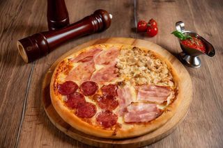 Pizza Four meat 30 cm (OFERTA 1+1)