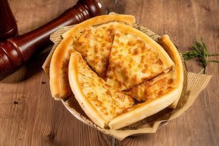 Focaccia cu mozzarella