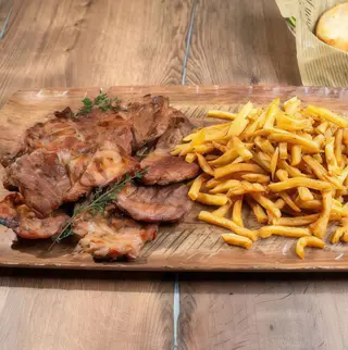 Platou de ceafă de porc