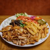 Shaorma de pui la farfurie