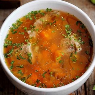 Ciorbă de vacuta + ceafă de porc