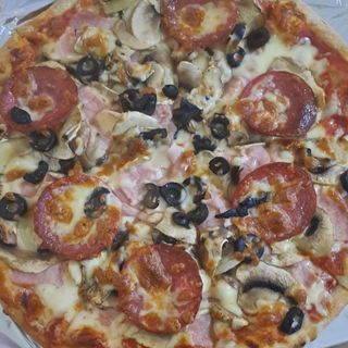 Pizza La Trattoria  Ø 30cm