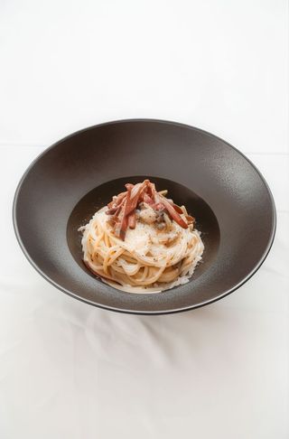 Carbonara clasică cu guanciale la jar