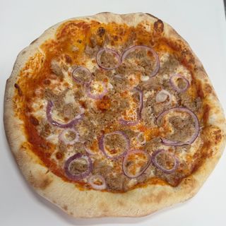 NOU!! Pizza Tonno e Cipolla