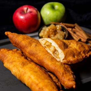 Box cu măr și scorțișoară (4 bucăți)