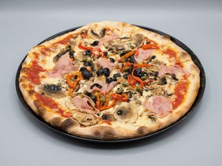 Pizza Capriciosa Ø33cm