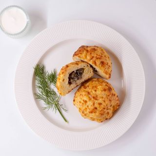 Chiftele de cartofi cu cascaval și ciuperci 100gr