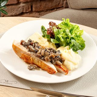 Piept de pui gatit lent