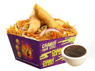 Meniu Noodles pui shanghai